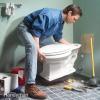Jak naprawić przeciekającą toaletę (zrób to sam)