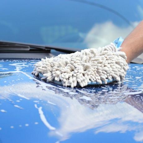 अपनी कार धो लो