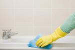 Un guide complet du nettoyage de la salle de bain