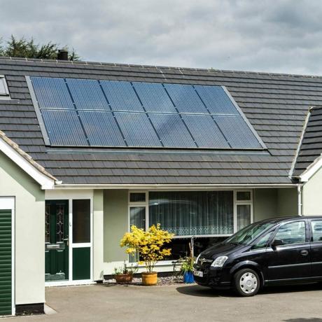 Střecha solárních panelů