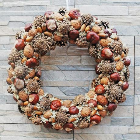 Acorn Wreath Via Merchant