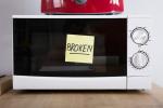 9 Masalah Microwave yang Akan Anda Menyesal Mengabaikannya