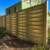 10 interessanti idee per recinzioni in legno