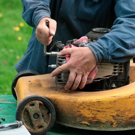 芝刈り機の修理