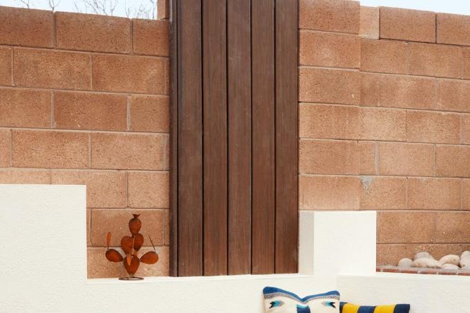 Paneles de pared verticales para patio trasero de Nuevo México