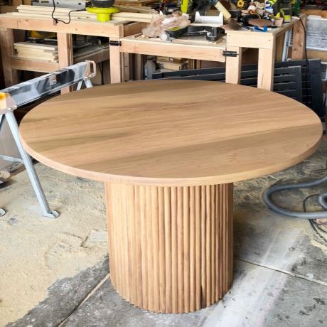 طاولة خشب دوندرا