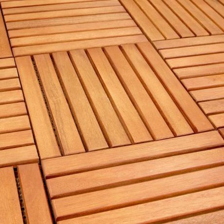 zatrzaśnij drewniane panele pokładowe 