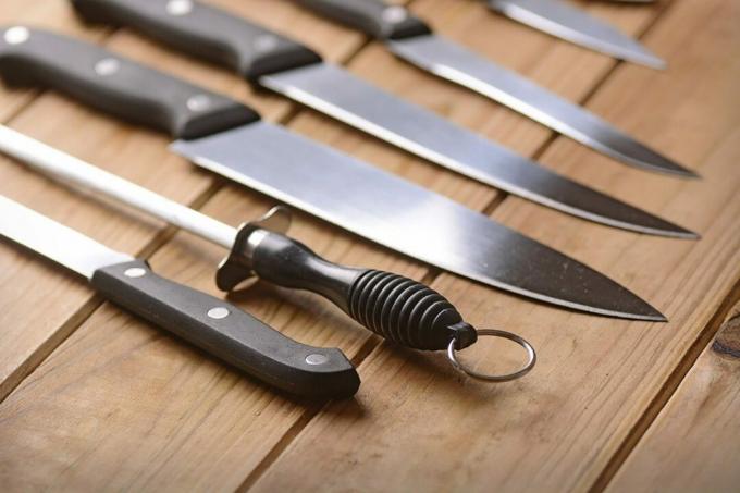 μαχαίρια