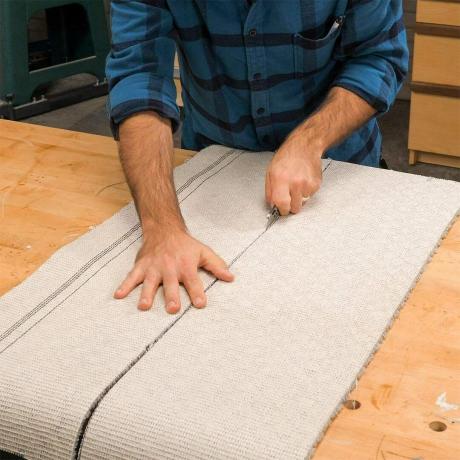 помощен нож за рязане на килим за триончета