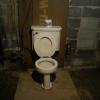 Darum haben alte Häuser zufällige Toiletten im Keller