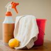 Hogyan készítsünk házi tisztítószert egyszerű összetevőkből (barkács)
