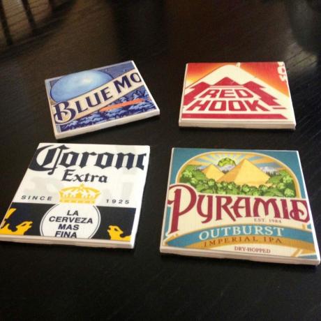 boîtes en carton sous-verres logo de la bière