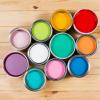 6 colores frescos de pintura de primavera para iluminar su hogar esta temporada