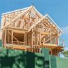 Рекордно високе цене дрвне грађе и даље ометају изградњу куће