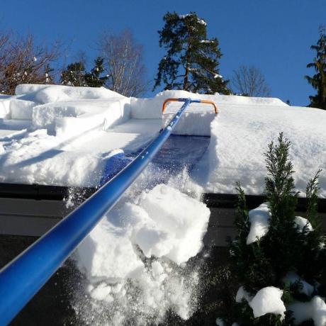 techo de rastrillo de nieve