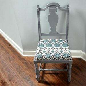 Jak ponownie tapicerować krzesło?