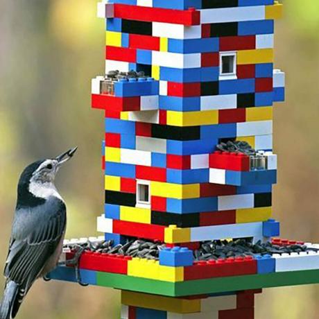 mangeoire à oiseaux lego