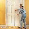Hur man fixar en tvåfaldig dörr (DIY)