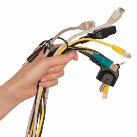 Шнуры, зарядные устройства и кабели
