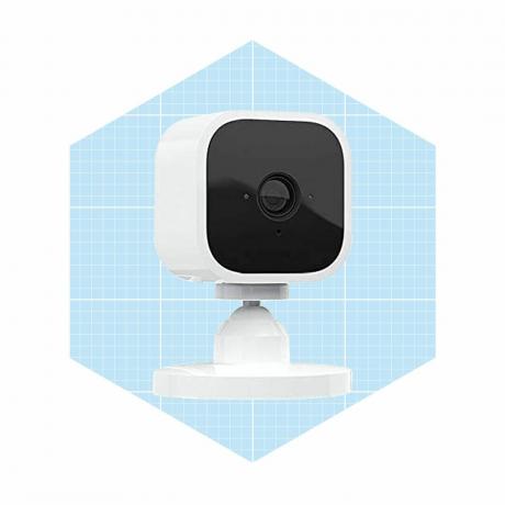 Blink Mini Compact Indoor Plug In Smart Camera Security Ecomm Amazon.com