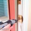 Како поправити засун на вратима (уради сам)