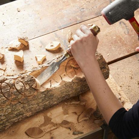 sembradora de troncos con cincel y apertura de martillo
