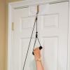 Gimnastică DIY ușoară: rămâneți activ cu obiecte obișnuite de uz casnic