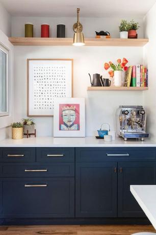 Tea And Coffee Bar Bungalow Kitchen Design فكرة مجاملة منblythe Interiors عبر Instagram