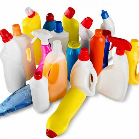 Shutterstock_769960159 temizlik maddeleri