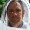 รังผึ้งบนหลังคานอเทรอดาม—พวกมันรอดจากไฟไหม?