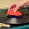 כיצד לנקות תקליטי ויניל (DIY)